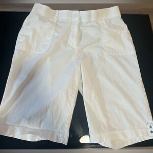 COUNTERPARTS WHITE COTTON SHORTS IN LOKE NEW CONDITION SIZE 16
